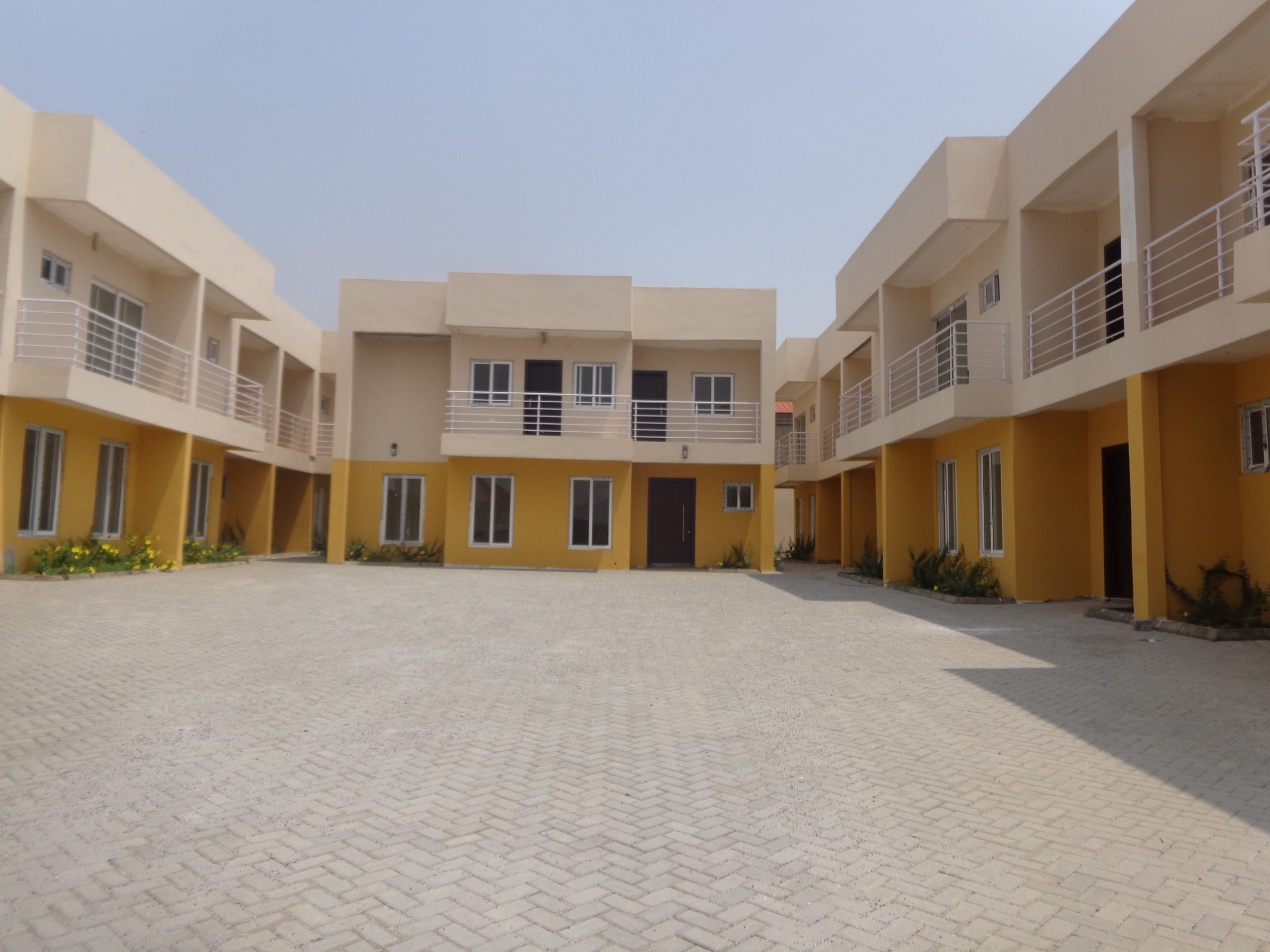4 BEDROOM TOWNHOUSE FOR SALE AT EAST AIRPORT