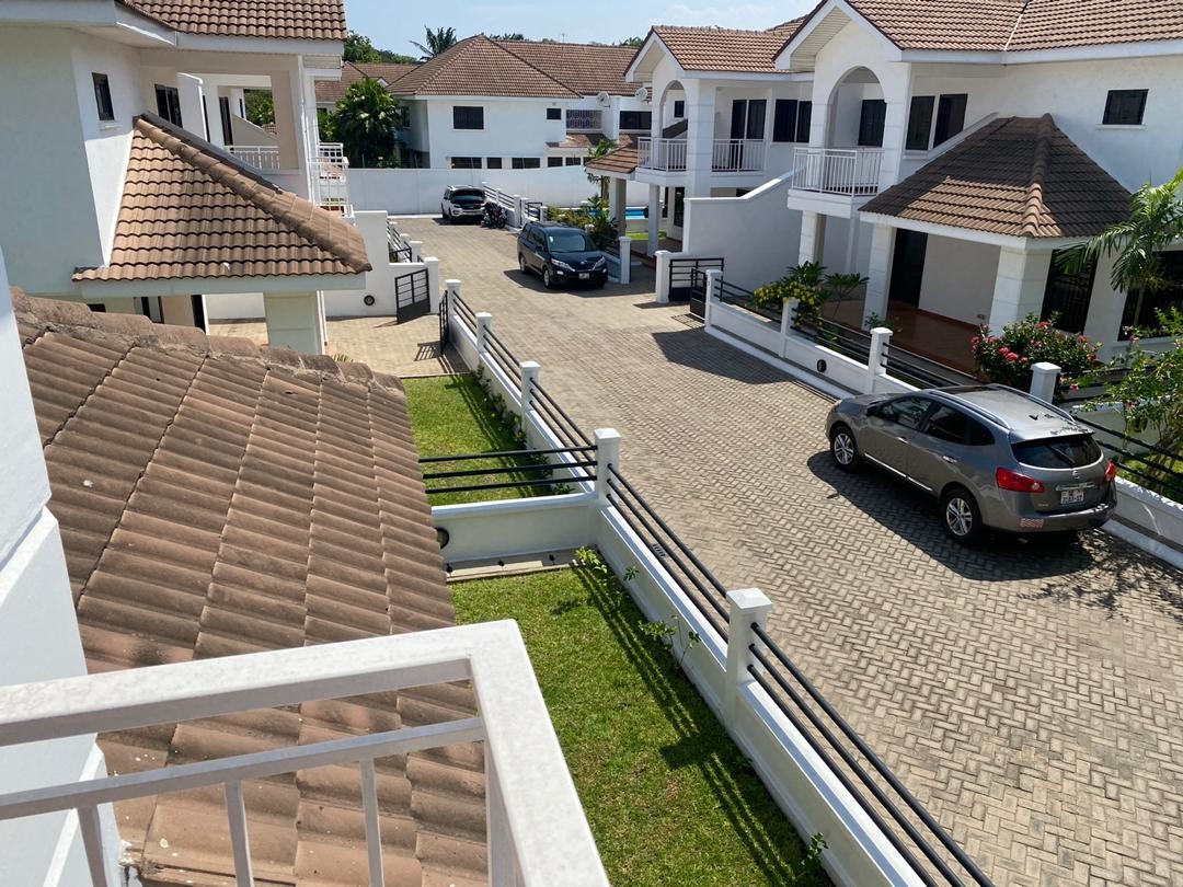 4 BEDROOM FURNISHED TOWNHOUSE FOR RENT AT CANTONMENTS