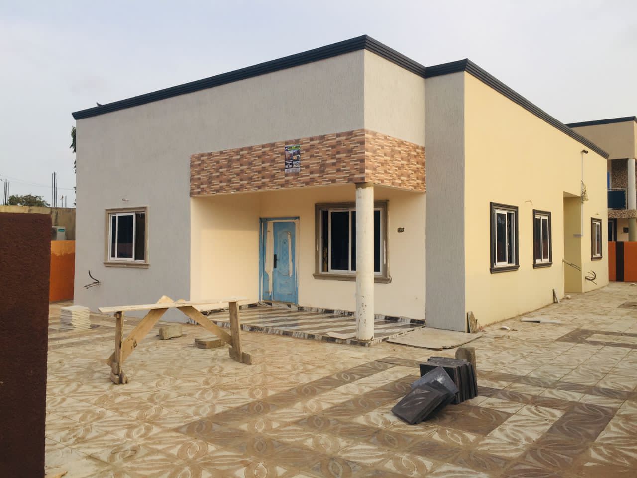 3 BEDROOM HOUSE FOR SALE AT SPINTEX, GREADA ESTATE