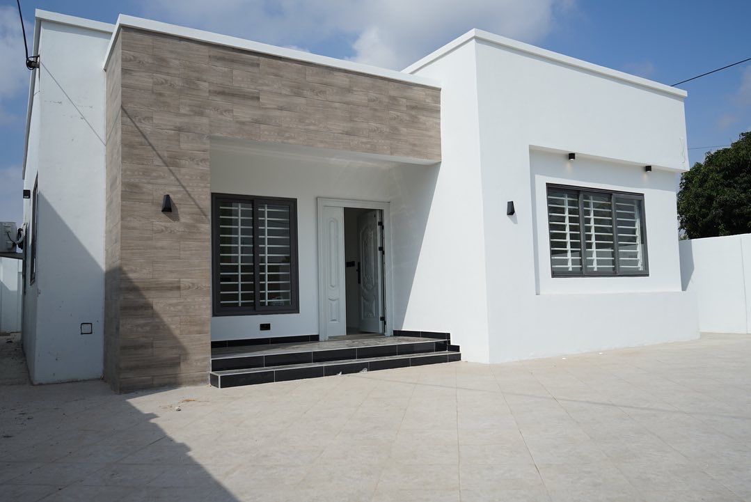 3 Bedroom House for sale in Spintex