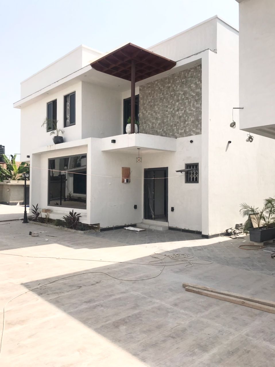 4 Bedroom Townhouse for sale in Spintex