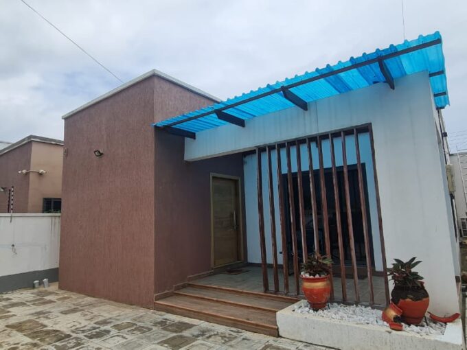 3 Bedroom Furnished House For Rent in Sakumono